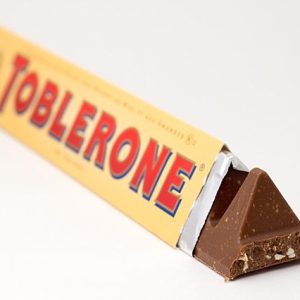 تابلرون شیر شکلات با عسل و مغز بادام 100 گرم | Toblerone milk chocolate with honey and almond nougat